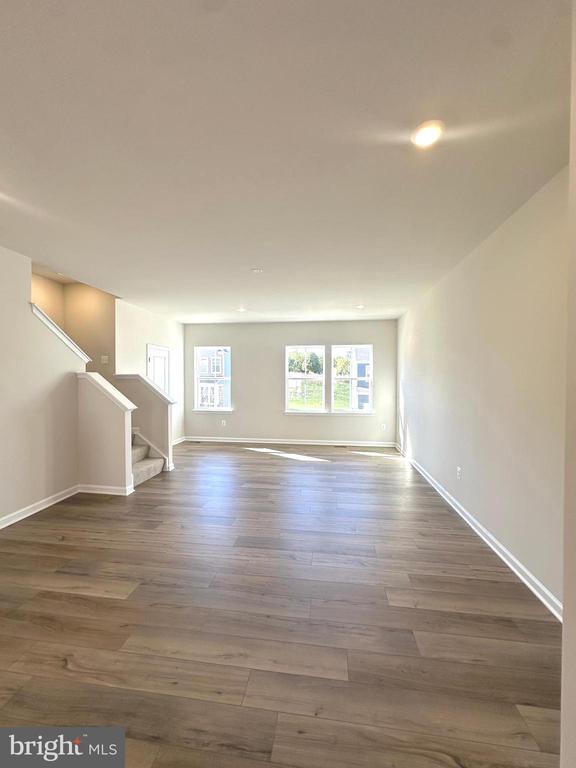 Building Photo - 324 Watercourse Dr