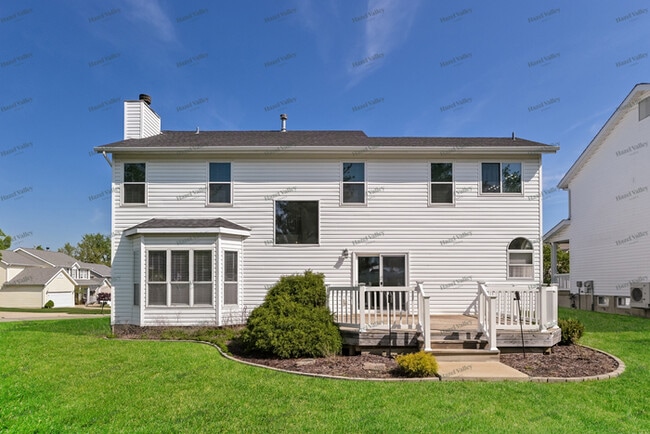 Building Photo - 625 Thornridge Dr