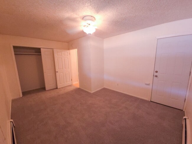 Building Photo - 3035 Oneal Pkwy