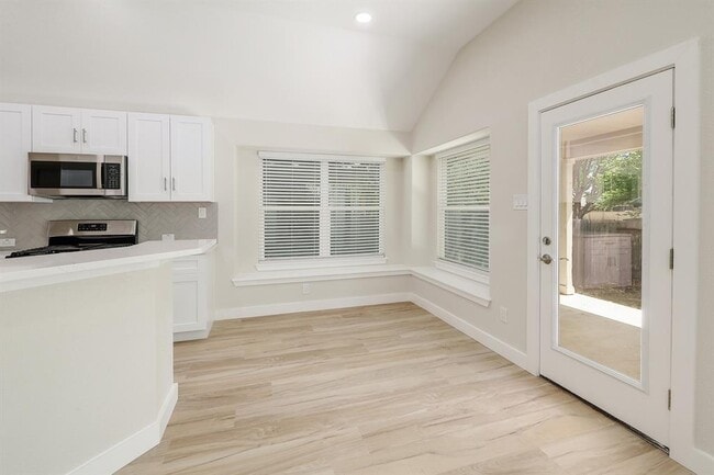 Building Photo - 19509 Brue St