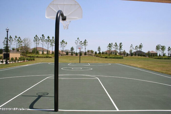 Building Photo - 660 Porta Rosa Circle