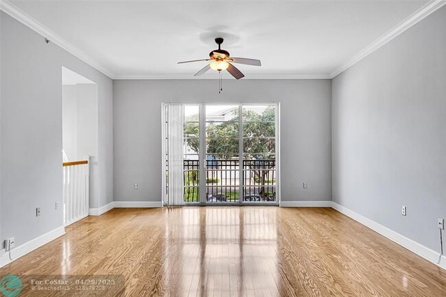 Building Photo - 1902 Coral Heights Ct