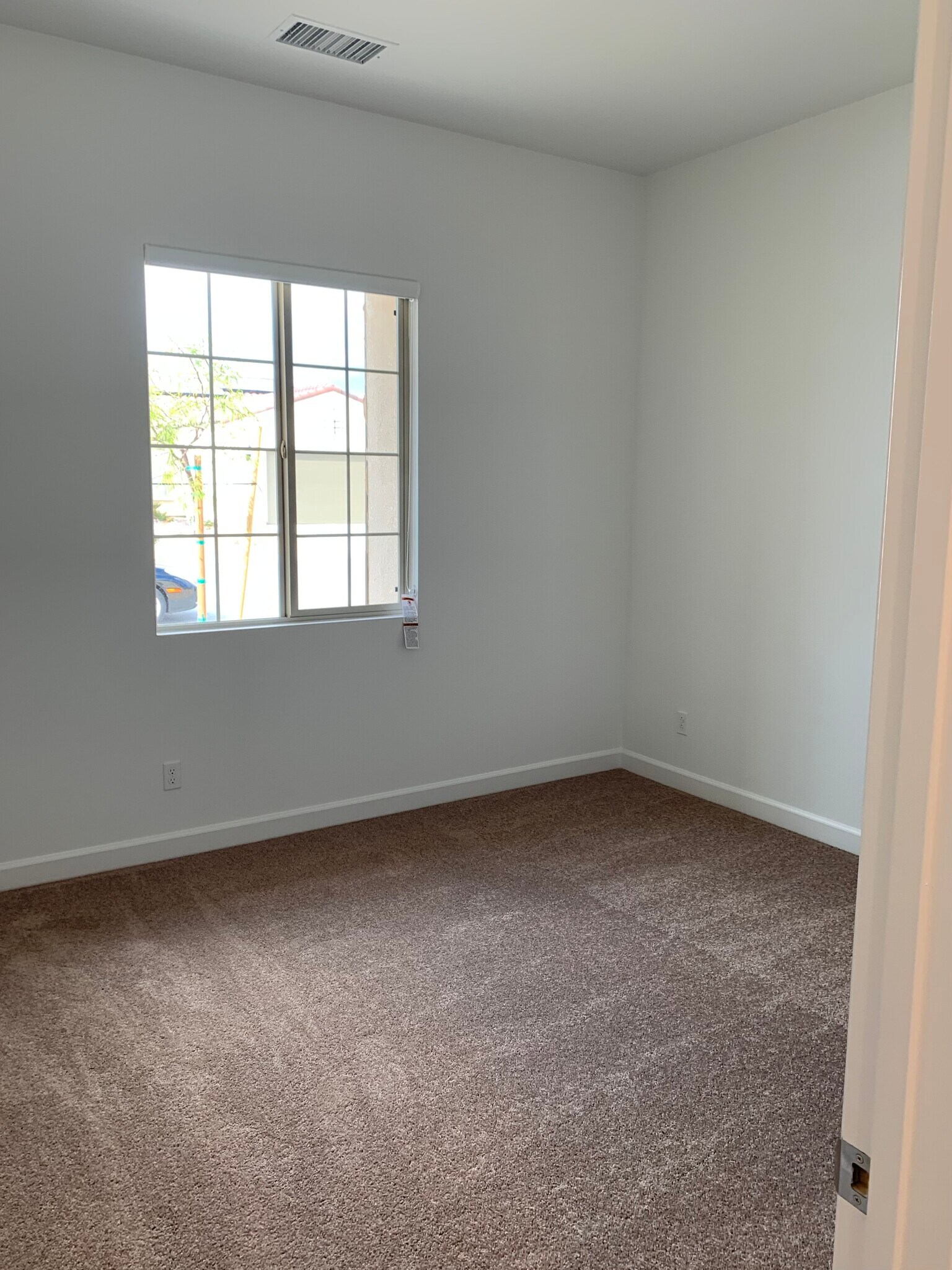Bedroom to the left when you enter…... - 61 Bordeaux