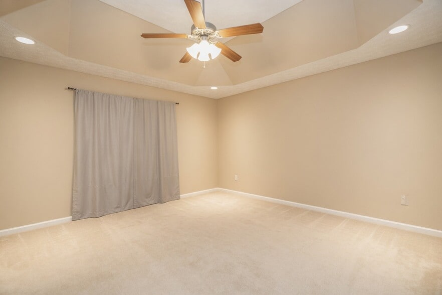 Building Photo - 408 Cedar Hollow Dr