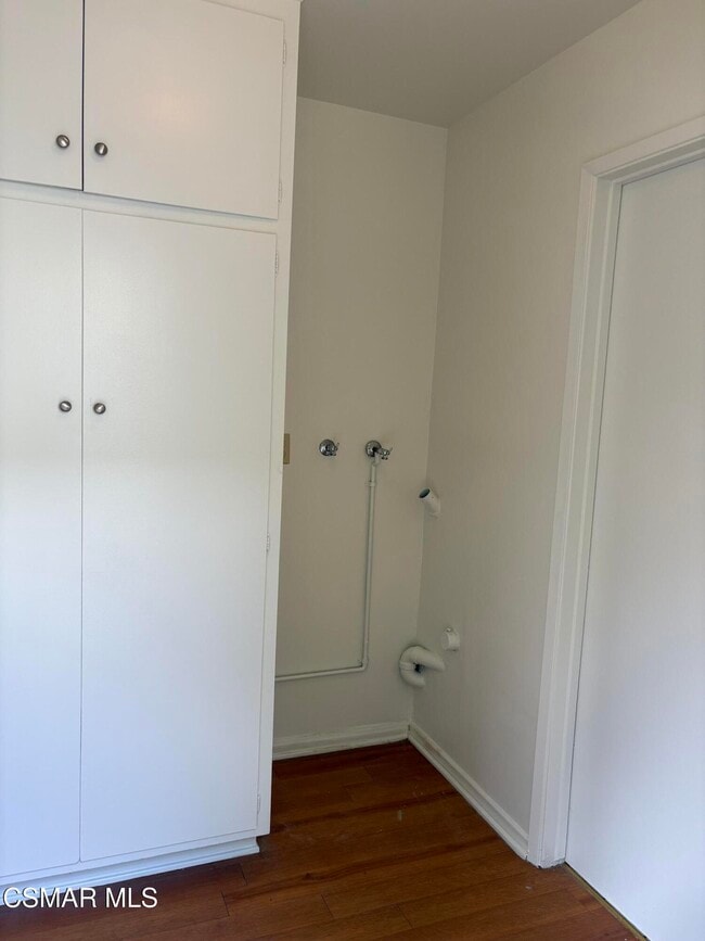 Building Photo - 5780 Lake Lindero Dr