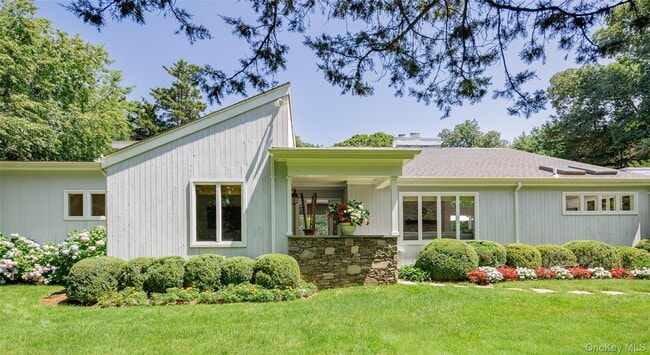 Building Photo - 14 Rose Hill Rd