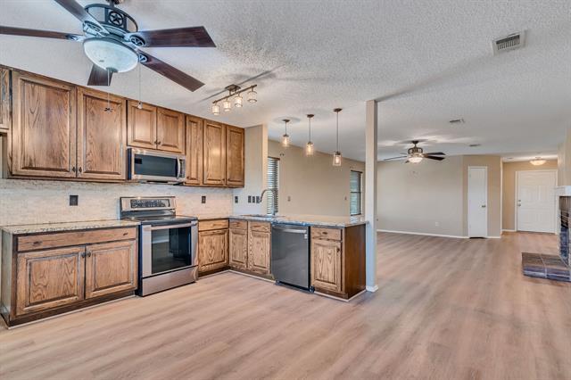 Building Photo - 2124 Blanco Ln