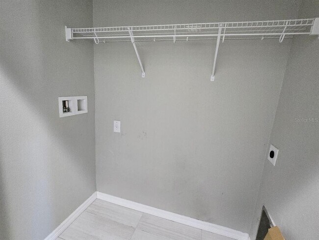 Building Photo - 807 Callista Cay Loop