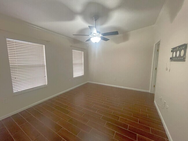 Building Photo - 4066 Meander Pl