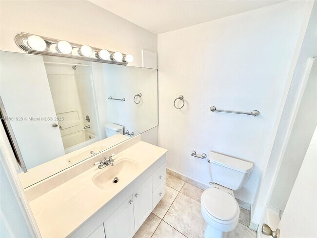 Building Photo - 70 Whitehead Cir