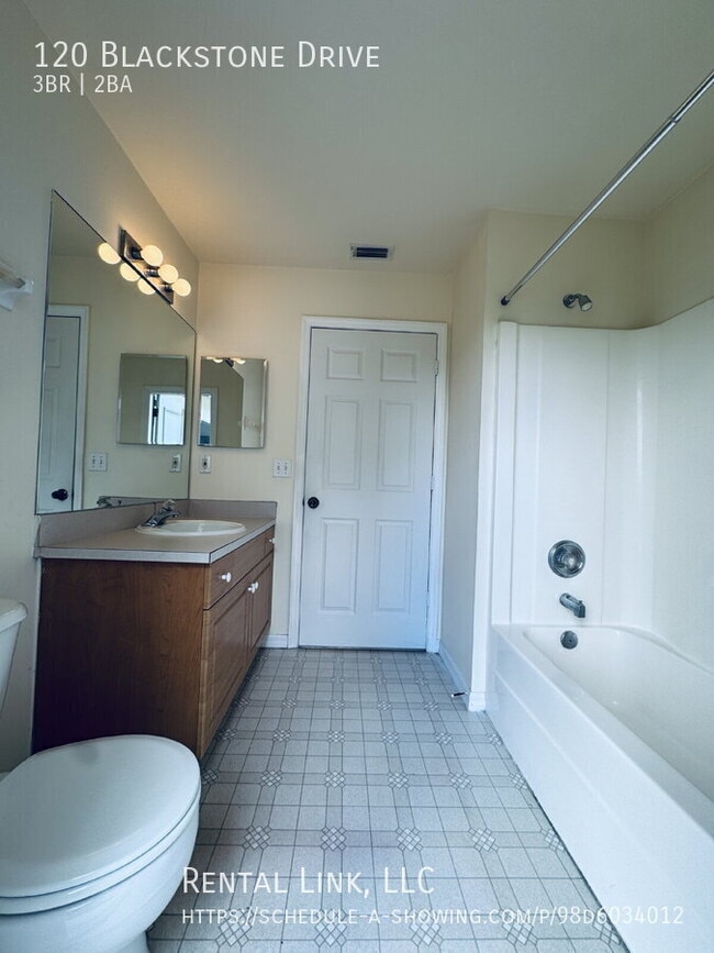 Building Photo - 120 Blackstone Dr