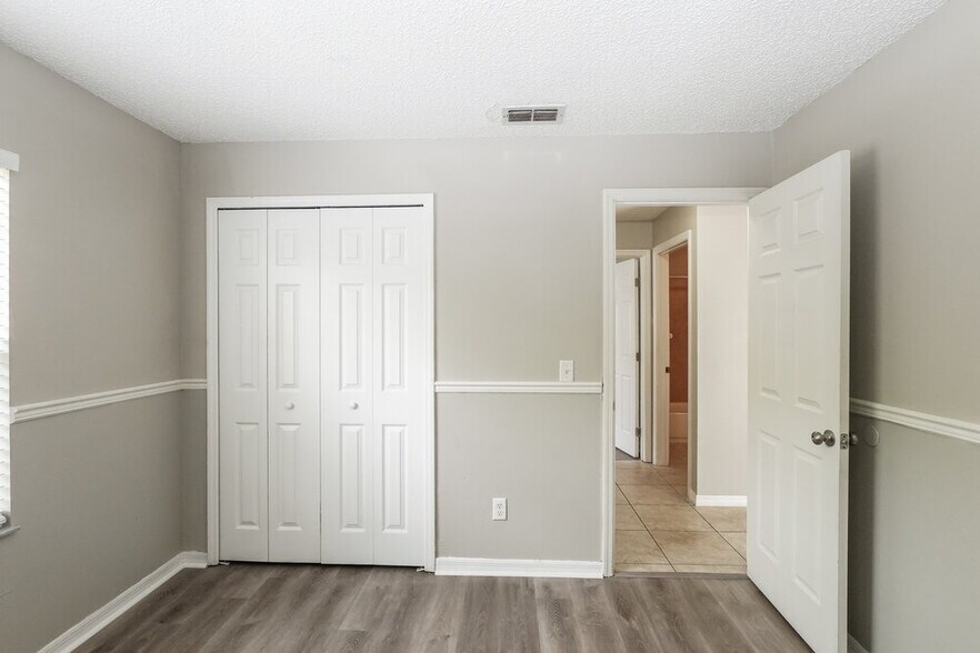Building Photo - 112 Alta Vista Ct