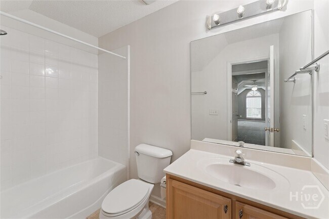 Building Photo - 161 Marshview Dr