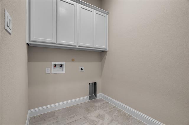 Building Photo - 7819 Uxbridge Dr.