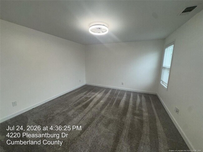Building Photo - 4220 Pleasantburg Dr