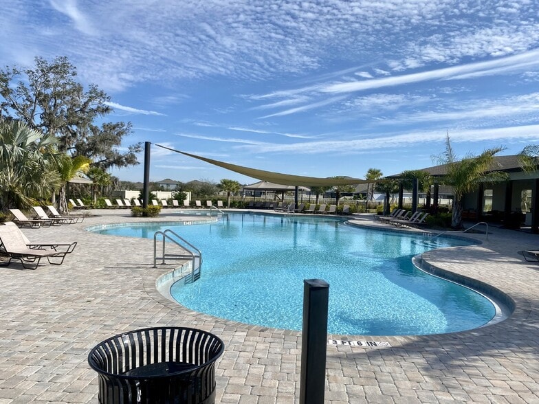 Building Photo - 33367 Apricot Tree Ct