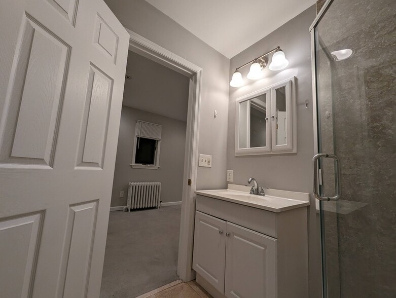 Building Photo - 333 Conshohocken State Rd