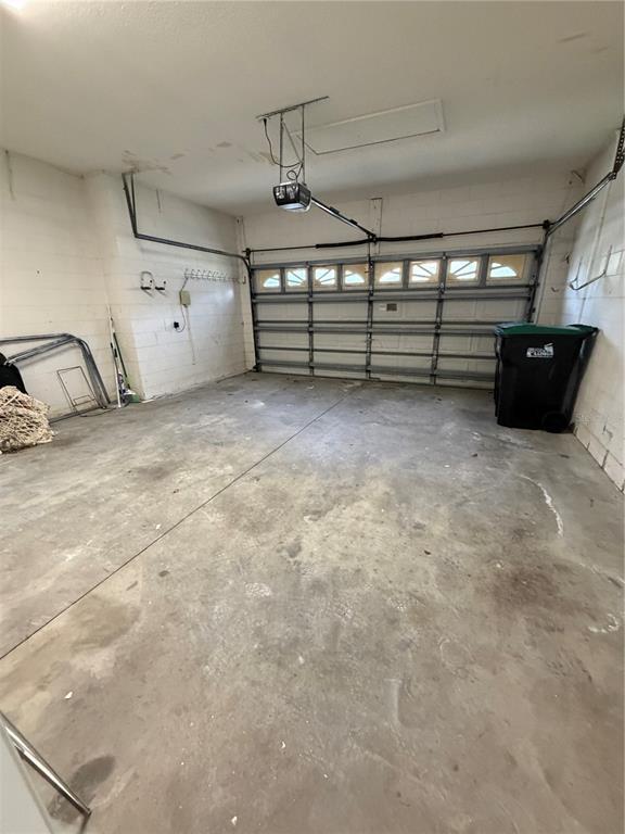Building Photo - 12685 Enclave Dr