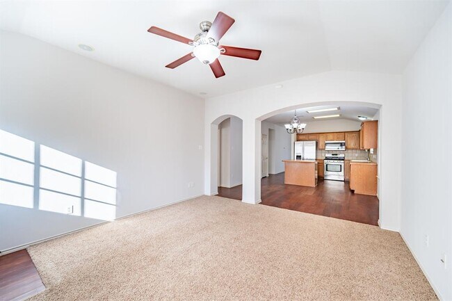 Building Photo - 10520 S Canoa Hills Trail