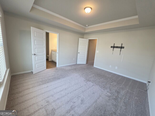 Building Photo - 136 Red Birch LN