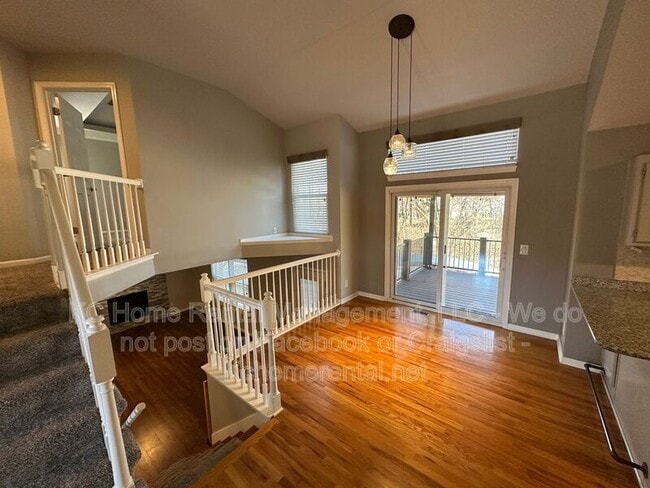 Building Photo - 224 S Huntsman Blvd