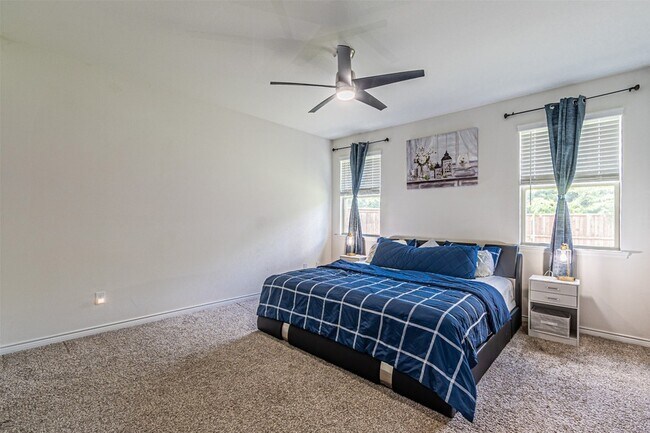 Building Photo - 3316 Azure Ln