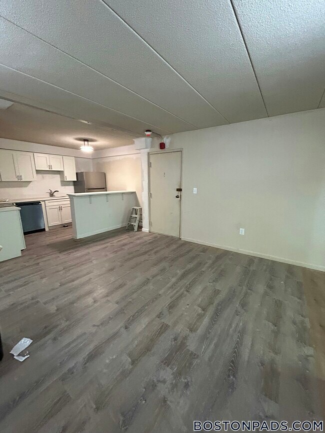 Building Photo - 30 Normandy Ave