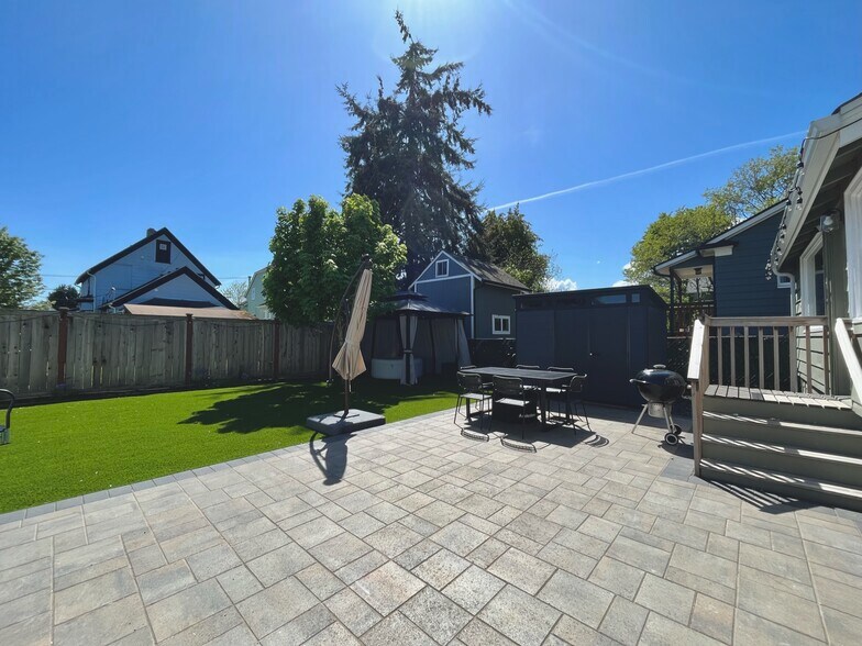 Backyard - 1227 7th St