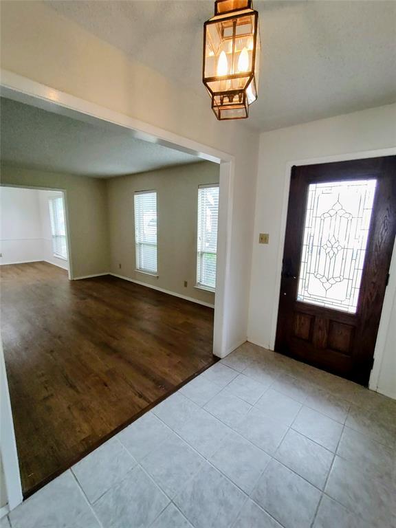 Building Photo - 4207 Las Palmas Dr