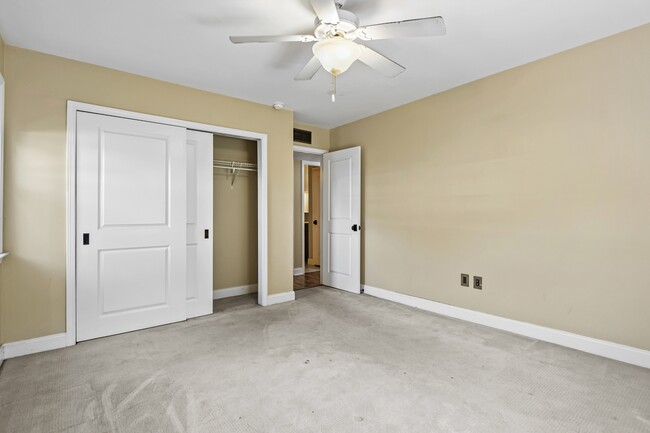 Building Photo - 1240 Fairmont Ave
