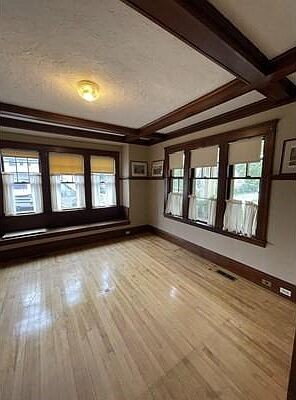 Building Photo - 46 Wachusett St