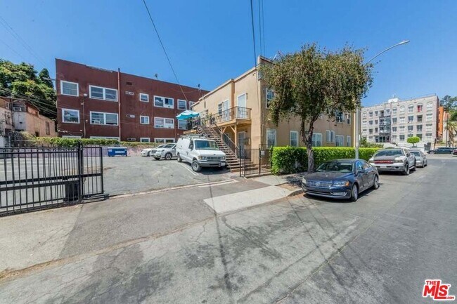 Building Photo - 400 S Rampart Blvd