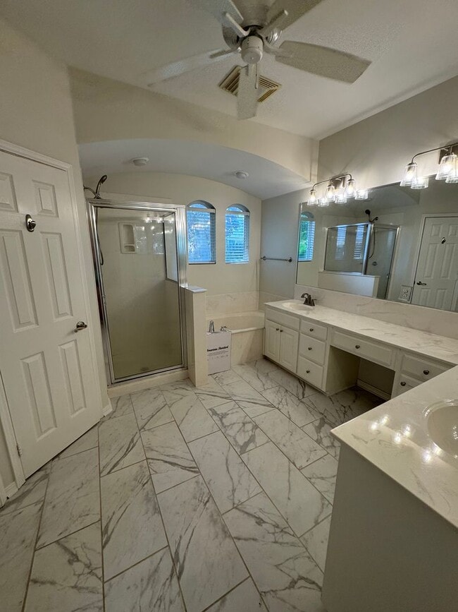 Building Photo - Beautiful 3 Bedroom home in The Haven