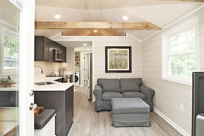 Building Photo - Wooded Cottage Retreat on 2.7 Acres - Furnished, Includes Internet, Dog-Friendly