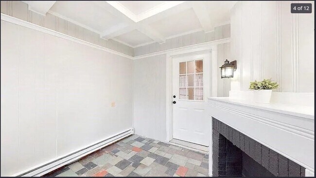 Building Photo - 14 Perkins St