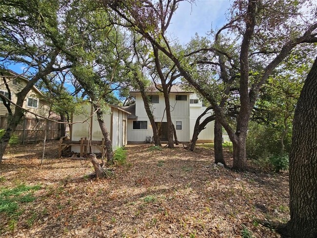 Building Photo - 13102 Briar Hollow Dr