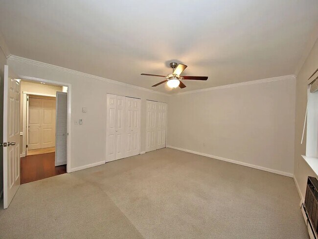 Building Photo - 605 Woodland Hills Rd