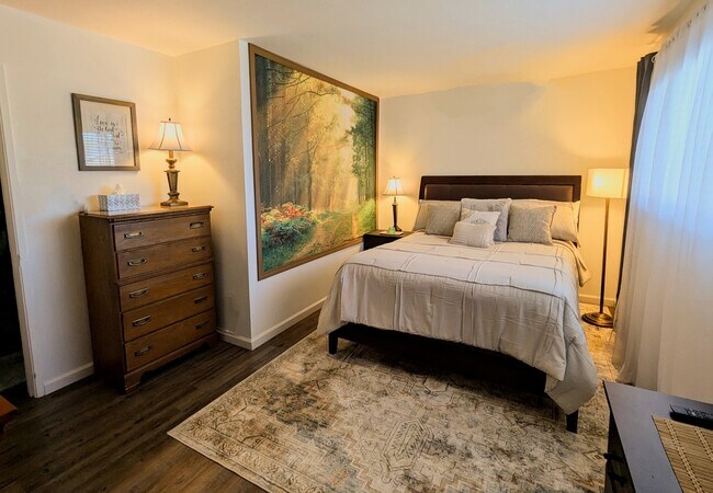Building Photo - 863 Sierra View Cir