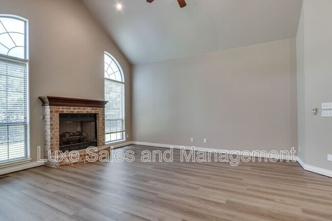 Building Photo - 3341 Heritage Green Cir