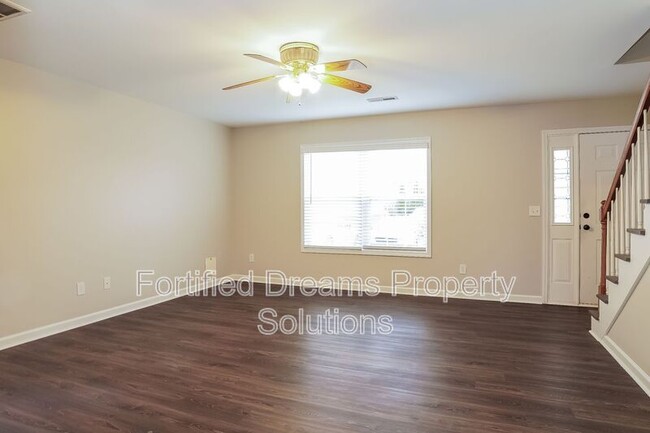 Building Photo - 4127 Bentley Dr