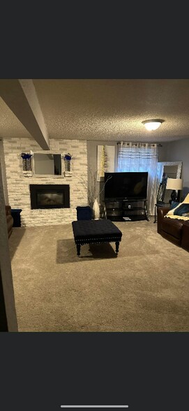 Building Photo - 4404 83rd Cir N
