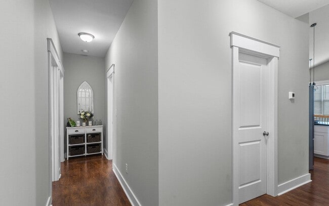Building Photo - 112 Meadowbrook Ct