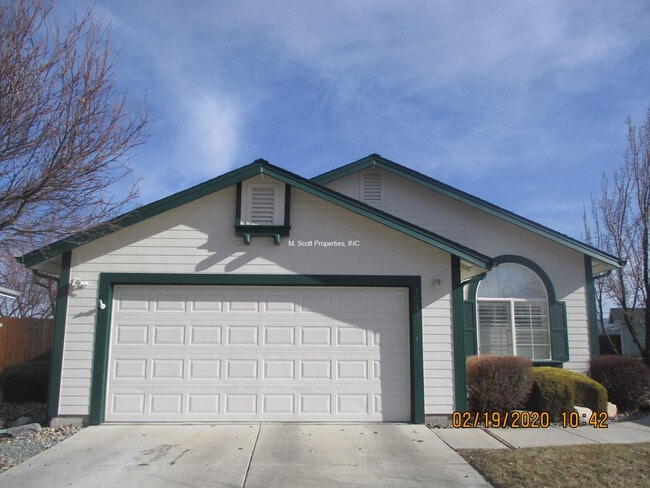 Building Photo - 1061 Cedar Crest Dr