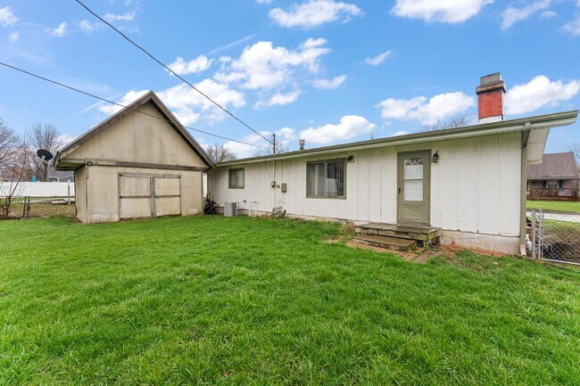 Building Photo - 767-1 Heritage Rd