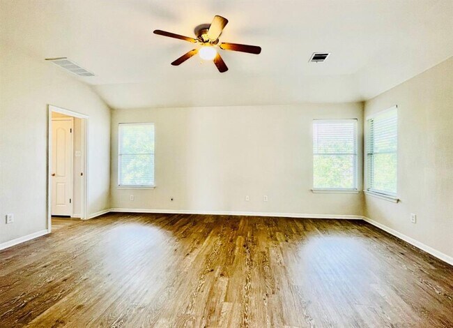 Building Photo - 3720 Bratton Heights Dr
