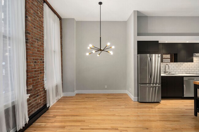 Building Photo - 75 South Main St