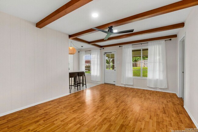 Building Photo - 3646 Igo St