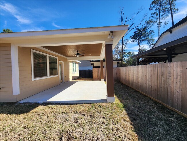 Building Photo - 25982 Lantern Ln