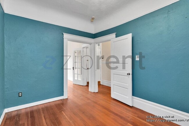 Building Photo - 161 Capp St