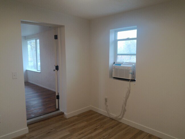 Building Photo - 6245 Margray Dr